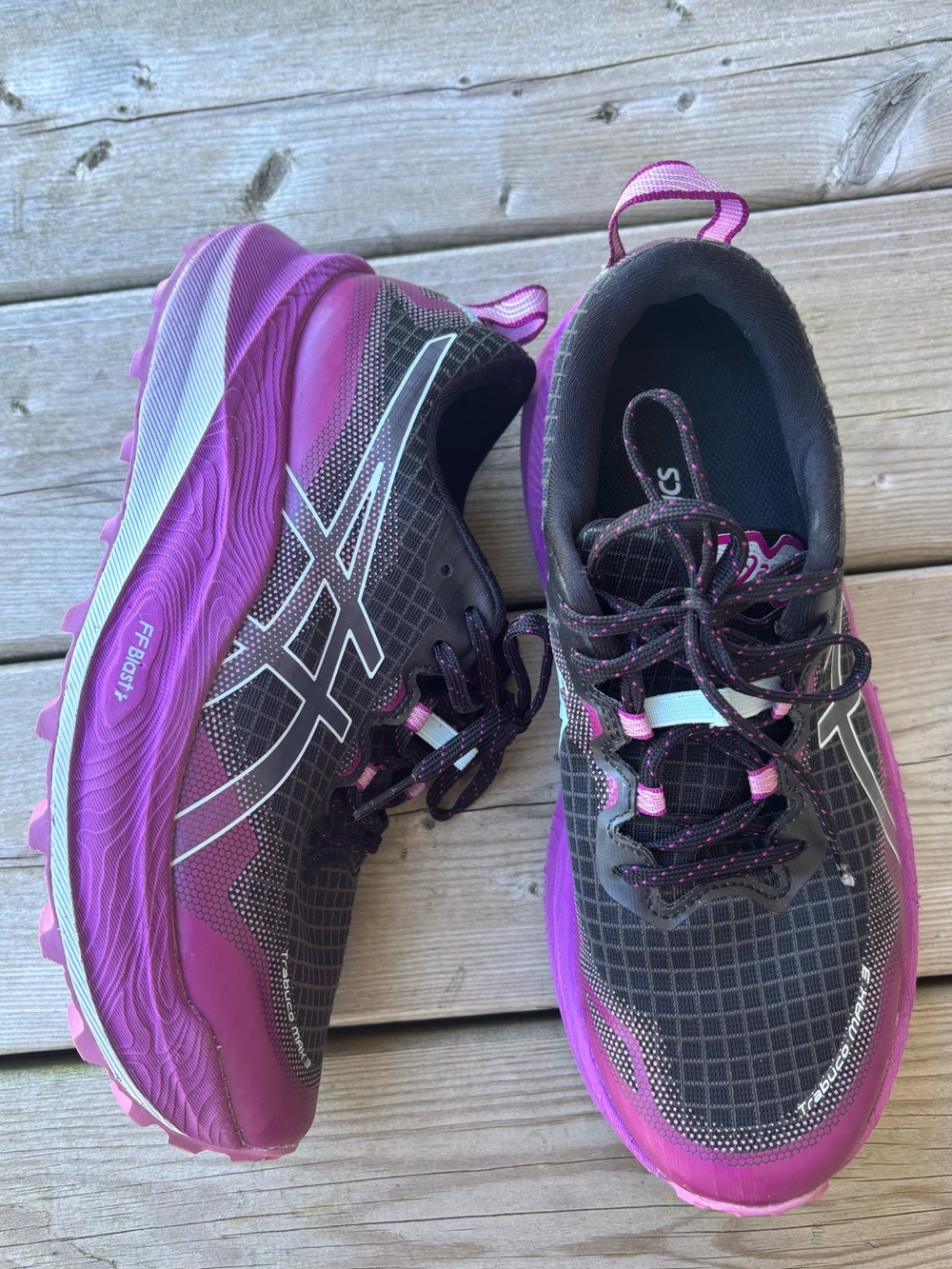 Women's 9 Asics Trabuco Max 3 Trail Runner Running Shoes Purple Black Reflective